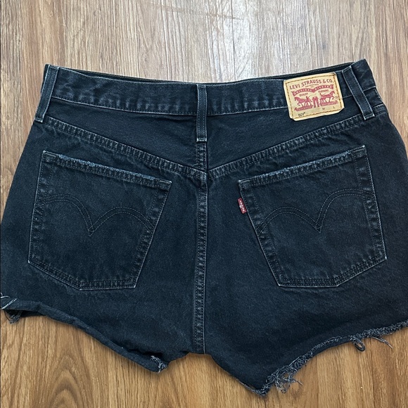 Levi’s 501 Denim Shorts - 32 - Picture 8 of 8